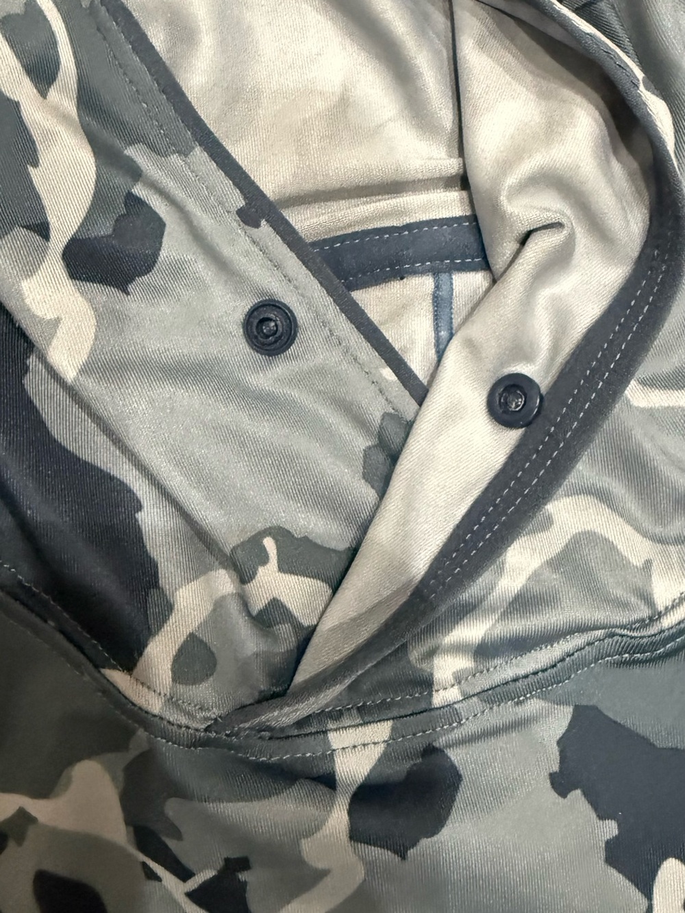 Simms Blue Camo Hooded Long-Sleeve Pullover Size M - Picture 4 of 9